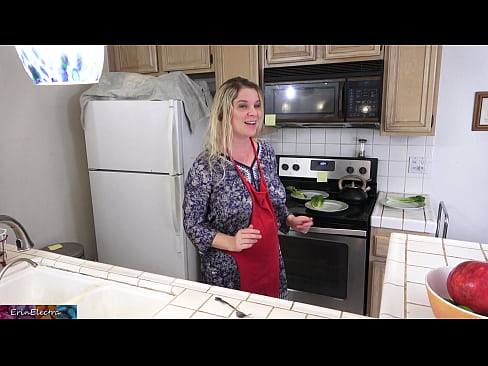 ❤️ Stepmom milking anjeunna di dapur saméméh tanggal na ❤ pelacur dina pornosu.xxxdesichudai.ru ❌